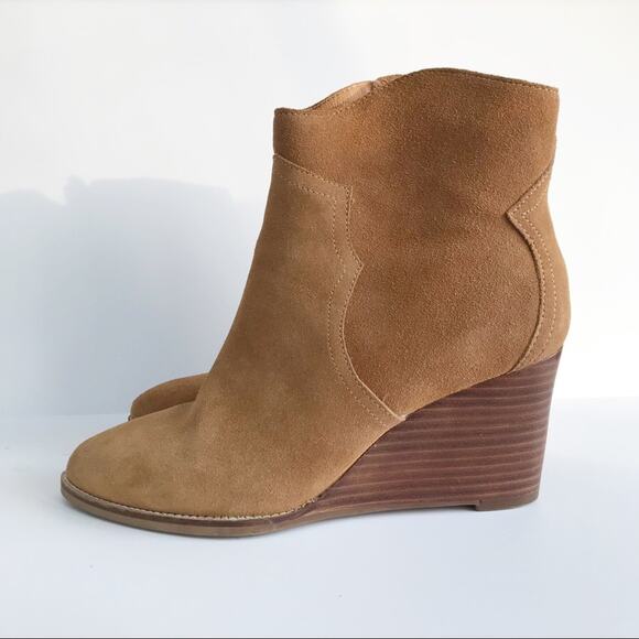 Andre Assous Suede Wedge Ankle Boot - Picture 3 of 8